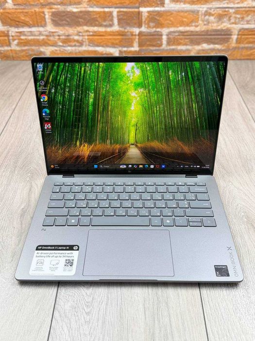 OLED touch 14" HP OmniBook X 14 Snapdragon X Plus / X1P42100 / SSD - 512gb / RAM - 16gb - DDR5 8448Мгц / АКБ - 100% 34 години