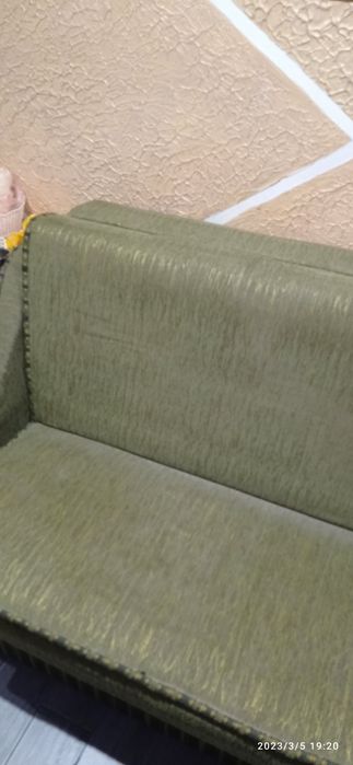 Продам диван 1.60м спальне місце 1.40м