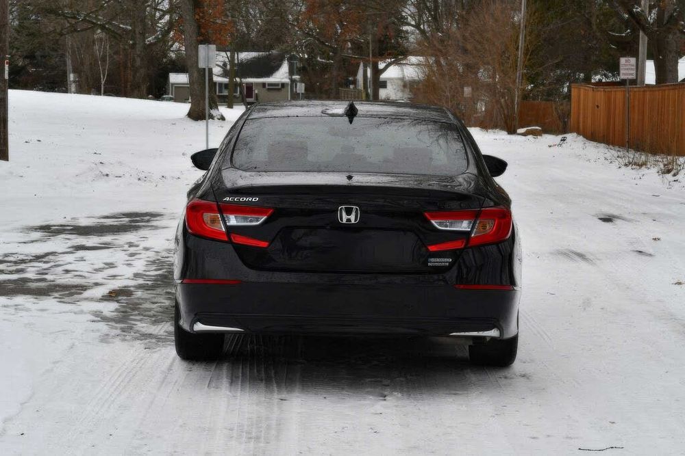 Honda Accord Hybrid      2019