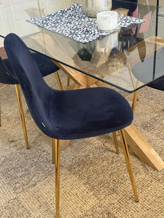 Conjunto mesa + 4 cadeiras