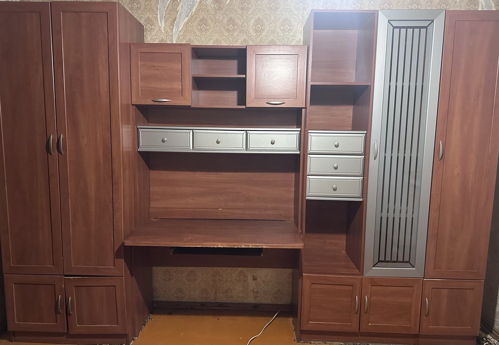 Продам стінку в дитячу кімнату