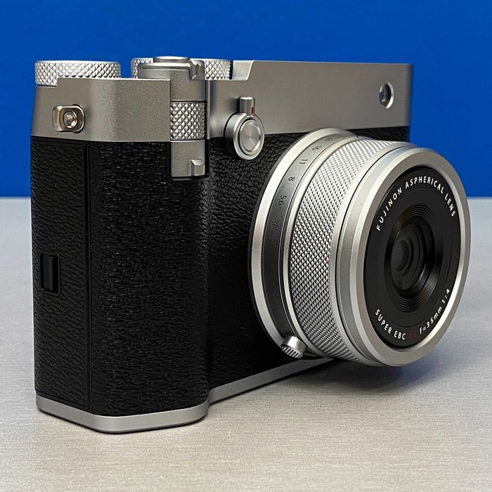 Fujifilm GFX 100RF | 102MP