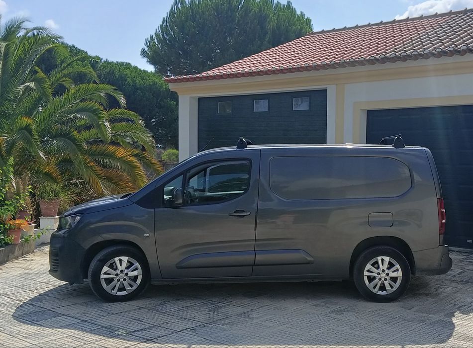 Peugeot Partner 2019 Automática Full Extras 130CV - 135000Kms