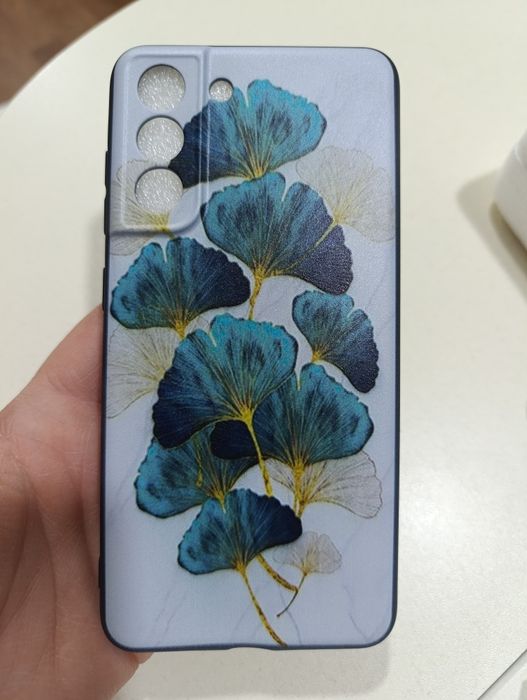 Продам чохли та скло для Galaxy s21 Fe