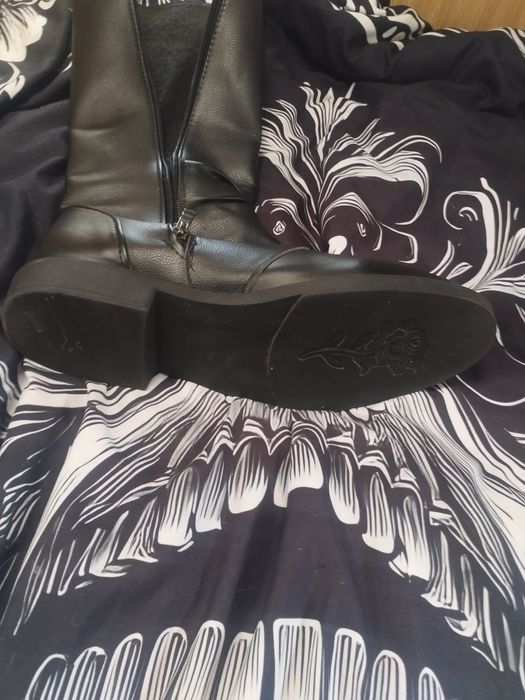 botas homem  novas 43