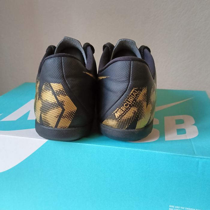 Футзалки 37/38 Nike Originals /кроссовки, копочки