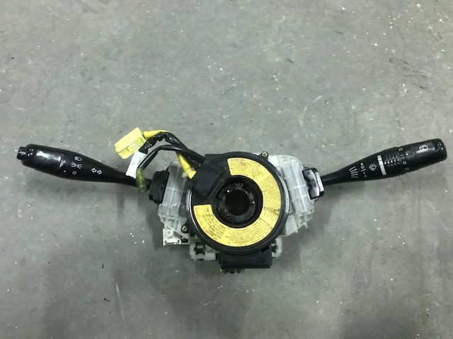 Comutador de Luzes Fita de Airbag Mitsubishi Pagero 3.2 DID