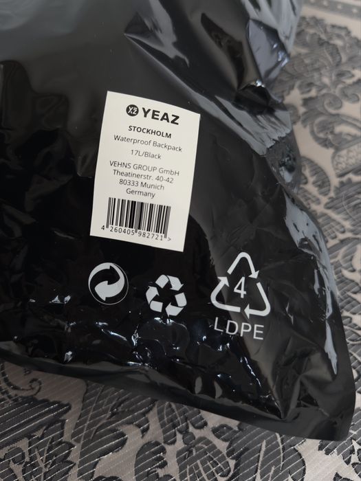 Plecak (unisex!) YEAZ Stockholm Waterproof Backpack black logo