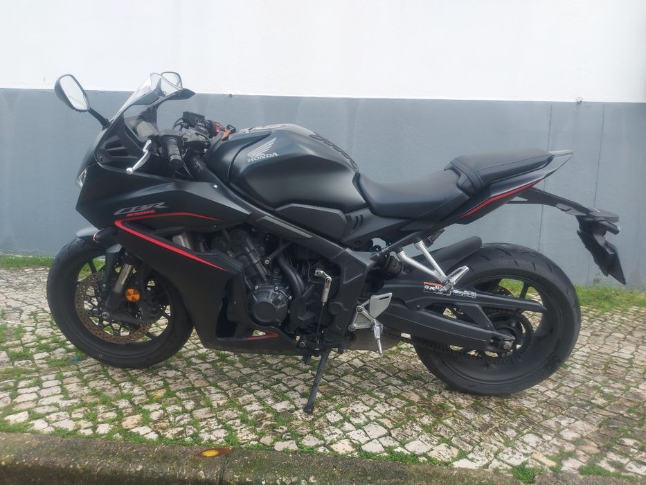 CBR 650 R - Fev 2025