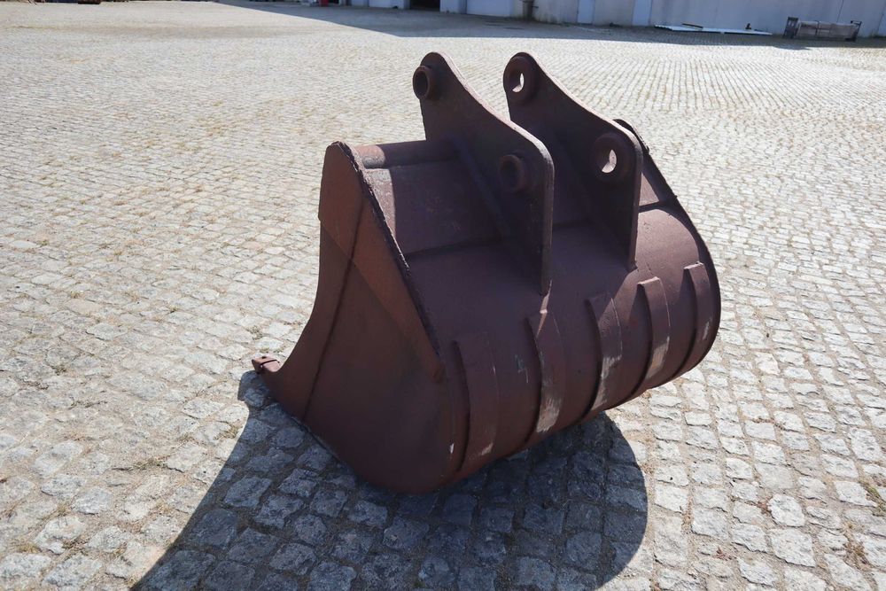 Balde escavação 1120 mm Ø65