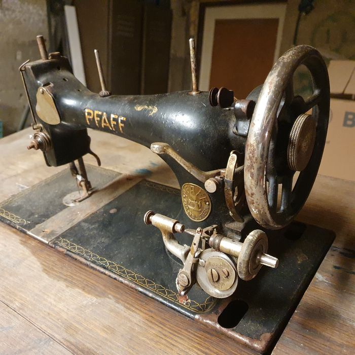 Maszyna do szycia 2szt Pfaff i Naumann