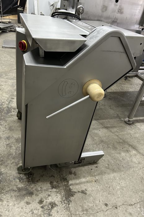 Membrane SkinnerМашина для зняття пліви та жилки з мʼяса Towsend 7600