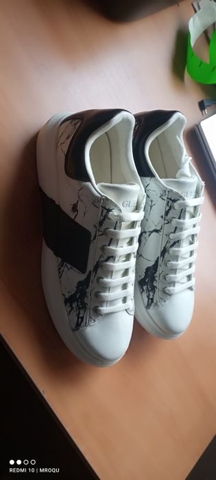 Guess buty damskie rozmiar 41 Nowe