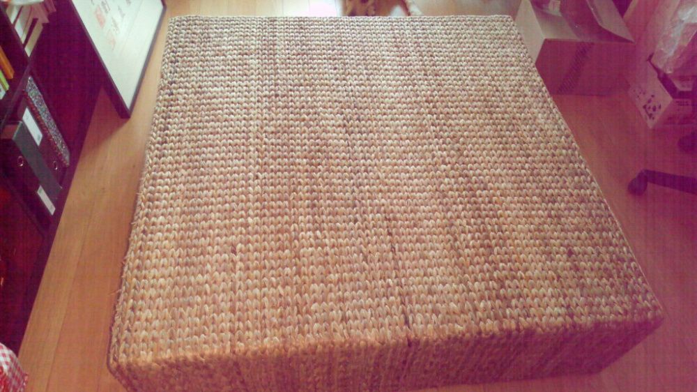 Mesa sala em casca de Bananeira