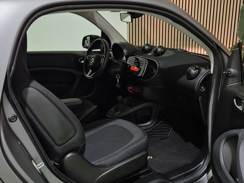 Smart Fortwo - 20.000KM - AUTOMÁTICO | GARANTIA | NACIONAL - 2019