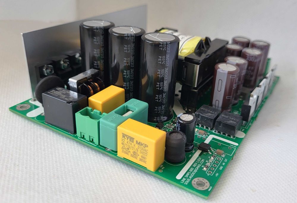 Блок питания усилителя S_AUDIO L_SMPS600