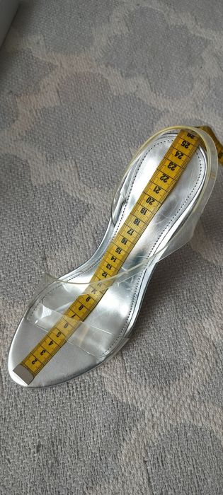 Szpilki sandały srebrne GUESS r. 39 Nowe bez metki