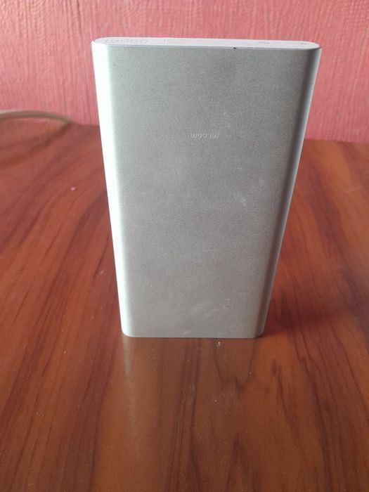 Павербанк для телефона