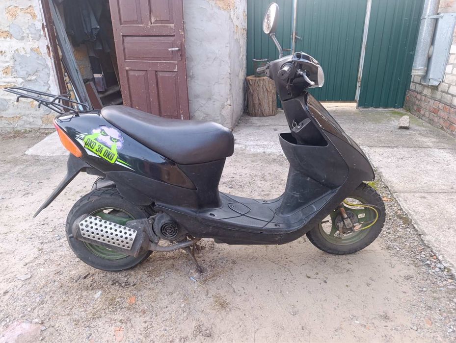 Скутер  Suzuki lets 2