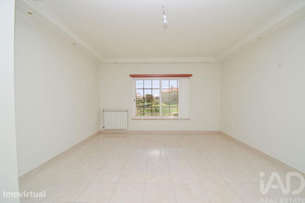 Apartamento T2 em São Domingos de Rana