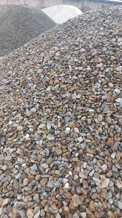 Є Щебінь пісок відсів чорнозем торф цемент щебень шутер мачка жолобок