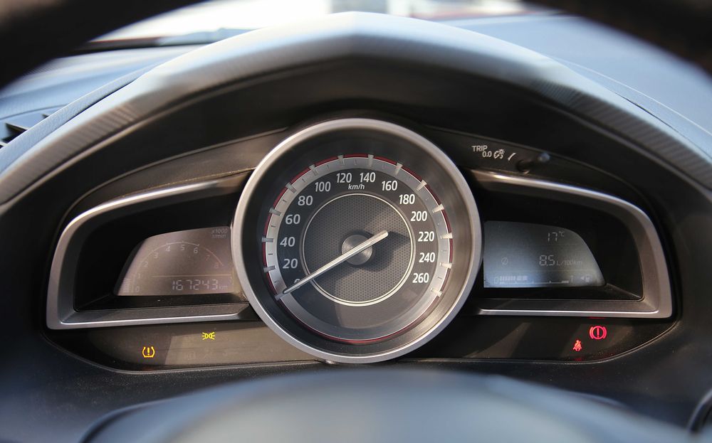 продам автомобіль Mazda 3