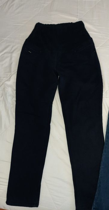 Джинсы и спортивные штаны для беременных