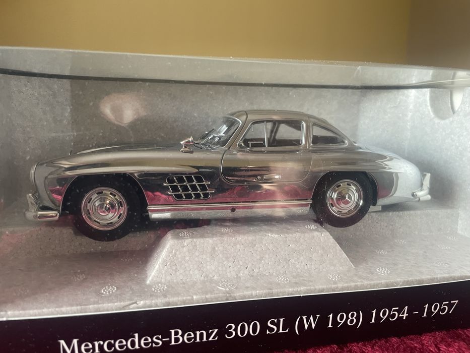 Minichamps Mercedes sl 1/18 silver chrom