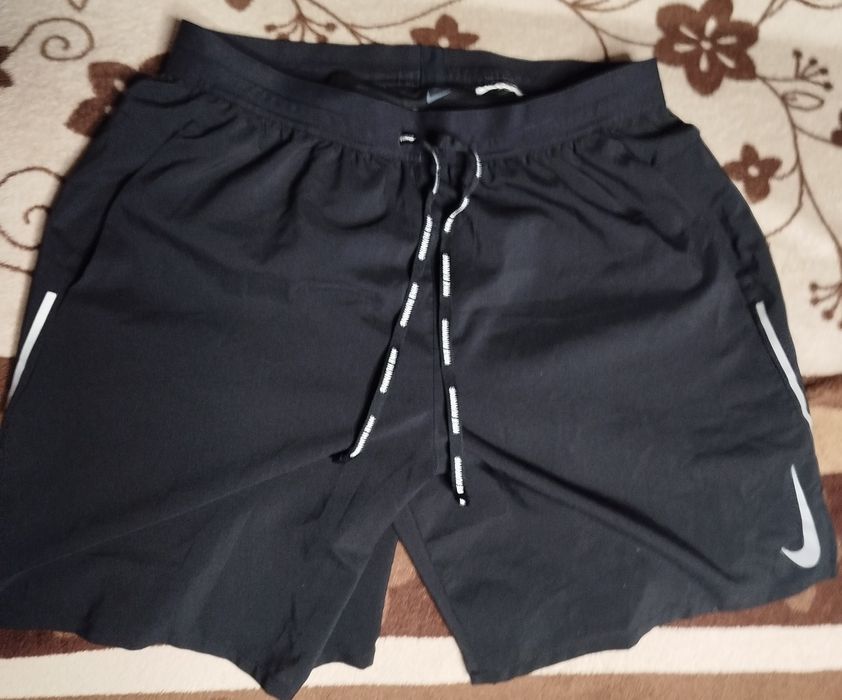 Spodenki krótkie męskie Nike rozmiar M stan idealny