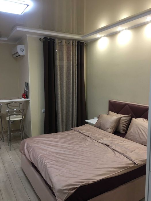 Квартира подобово в новому будинку з парковкою.Світло 24/7