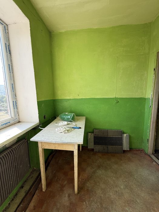 Продам 1-кімнатну квартиру без ремонту