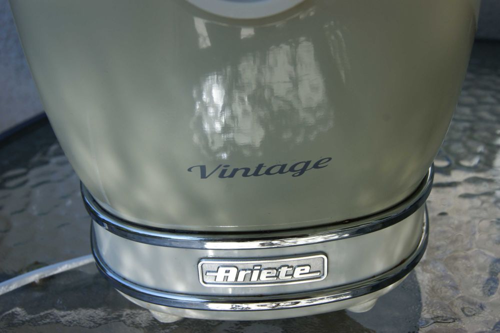 Stylowa , vintage wyciskarka do cytrusów Ariete