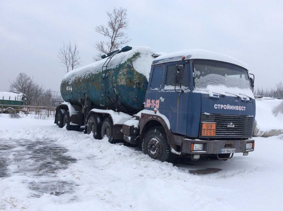 Продается МАЗ тягач 64229 с полуприцепом-битумовоз