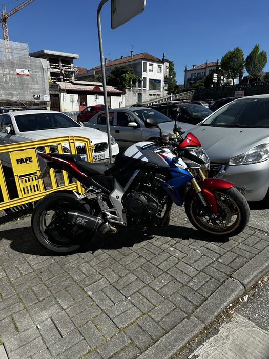 Honda cb1000r 2011