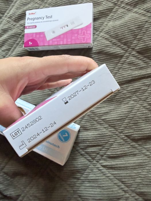 2 testy ciążowe + 1 test owulacyjny – nowe, nieotwierane