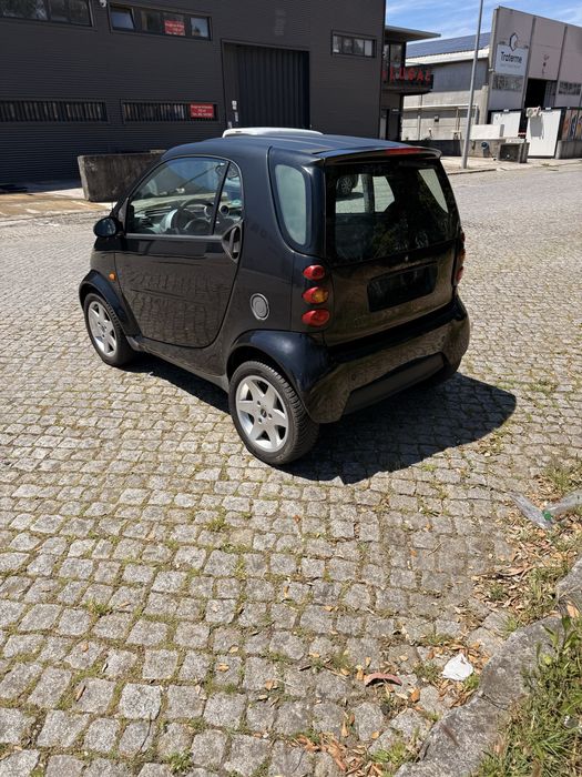 Smart Fortwo Coupé 0.7 Gasolina — 144.000 km