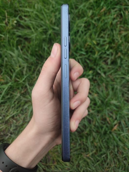 Продам смартфон, Tecno Spark 10 Pro 8/256