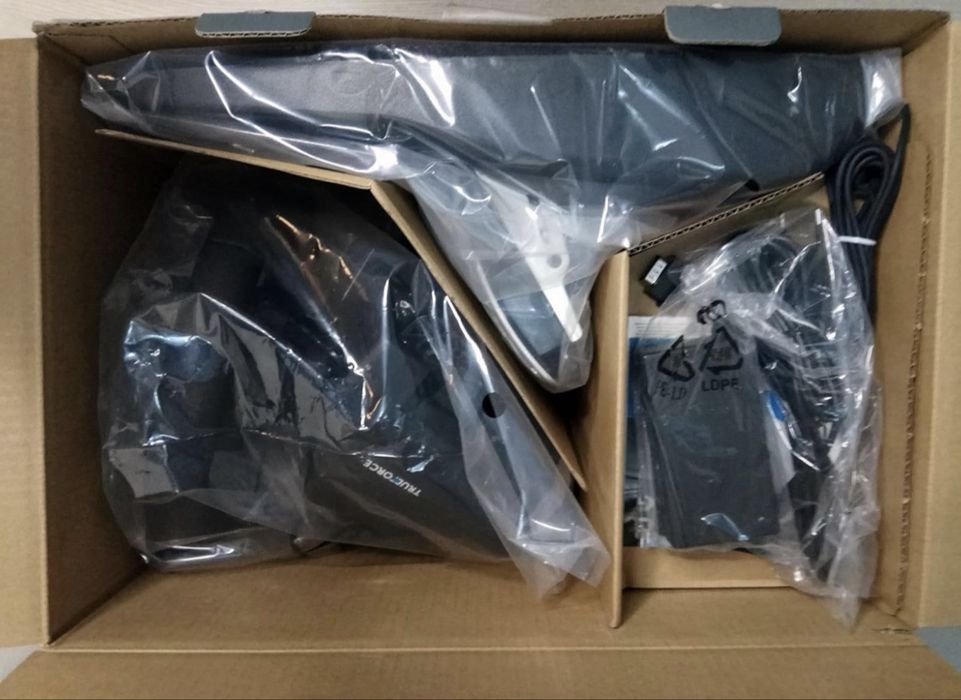 Logitech G923 True Force / Novo / Xbox / PC