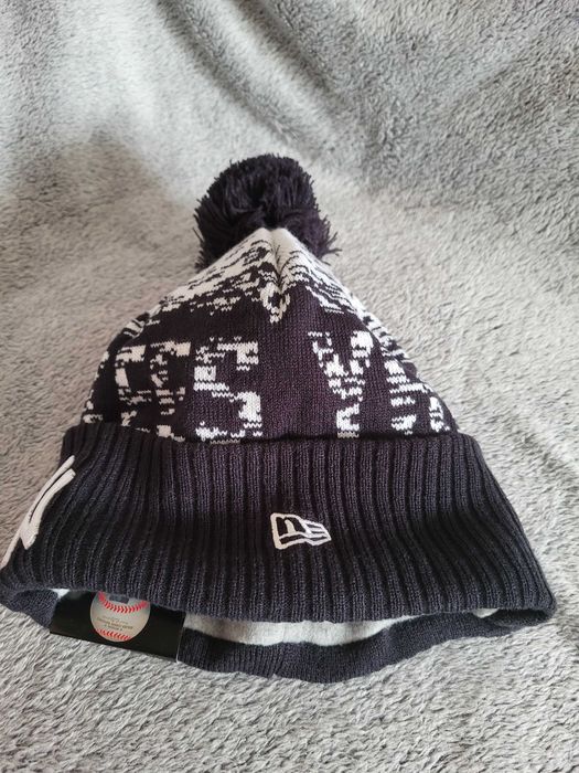 Czapka zimowa New Era - New York Yankees - czarna - onesize