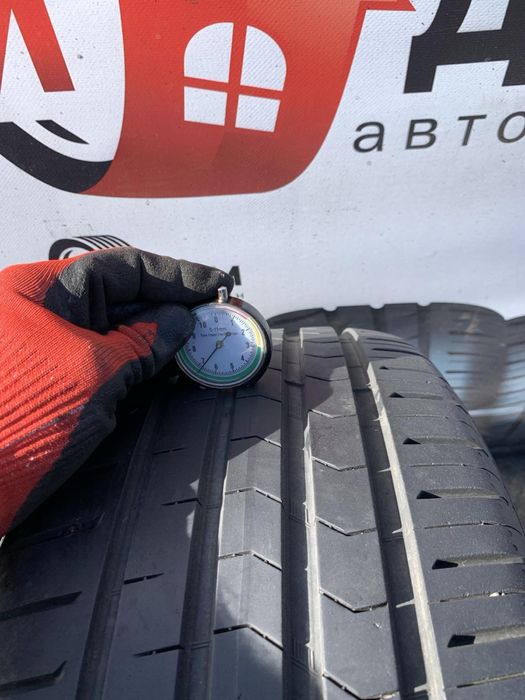 Шини 235/45 R19 пара Vredestein 6,8/6,4мм літо 2023р