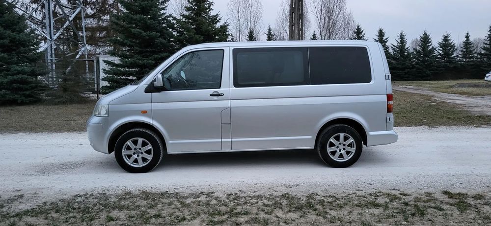 Volkswagen Transporter VW T5 2.5 tdi 5osób klima org przebieg z NL