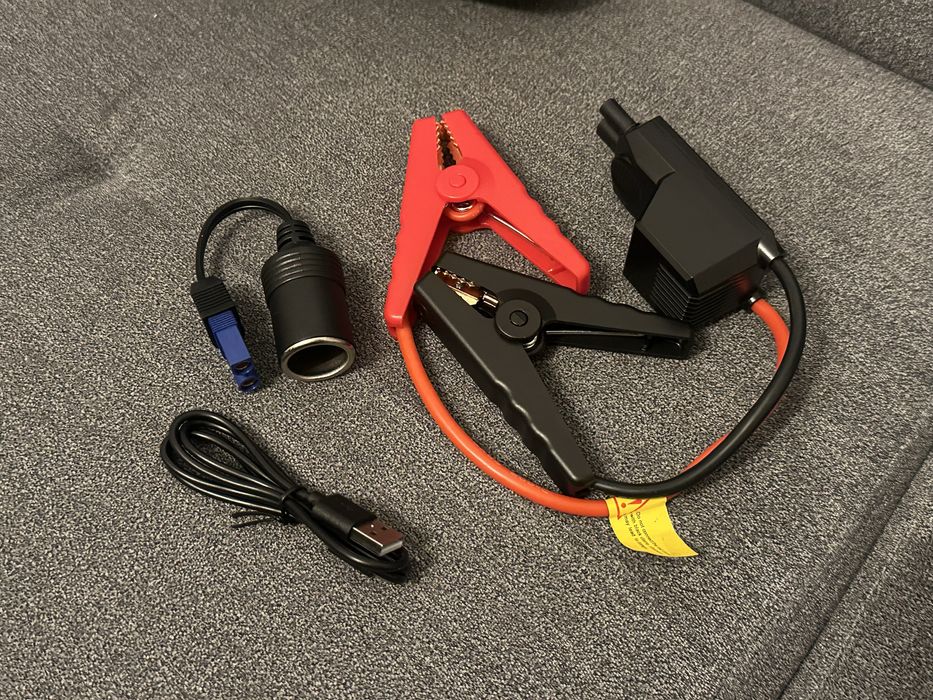 Booster, urządzenie rozruchowe UTRAI JS-1 PRO 2500A