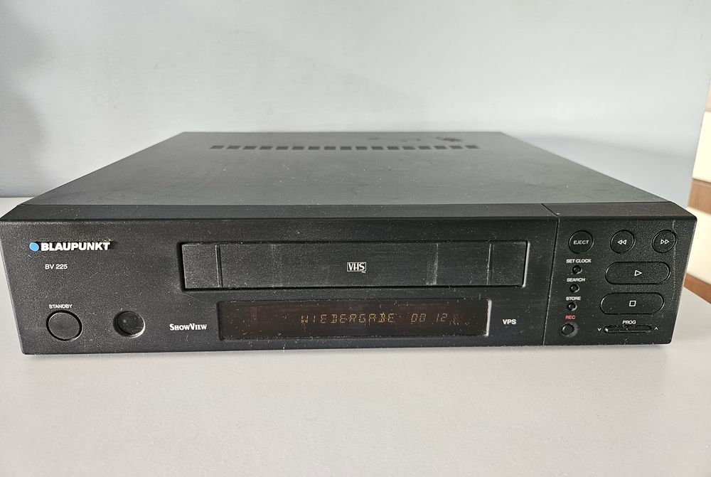 Magnetowid Blaupunkt BV 225