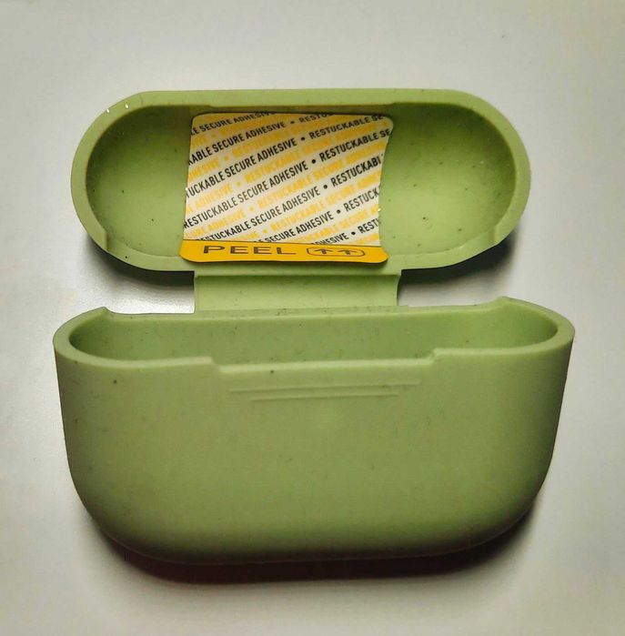 Чохол силіконовий для навушників Apple AirPods