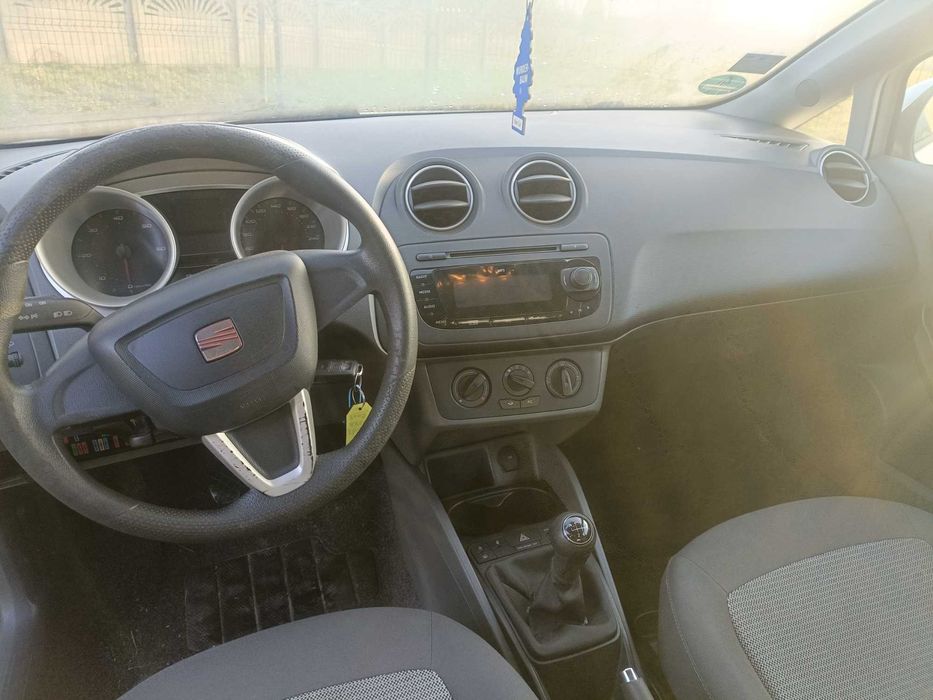 Sprzedam lub zamienię na busa Seat Ibiza 1.9 TDI 2009 r
