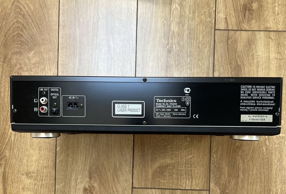 Sprawny kompakt technics SL-PG 590