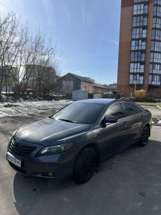 Продам Toyota Camry 40
