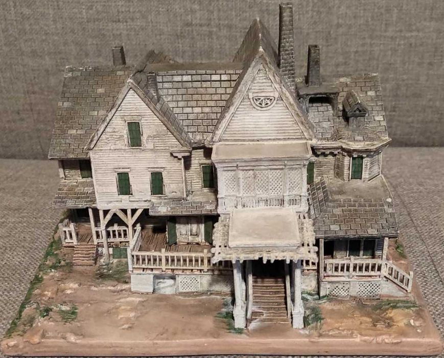 Resident Evil VII Biohazard Collector’s Edition Baker House / Mansion