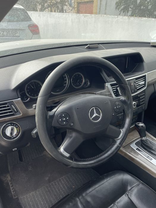 Mercedes-Benz E250 w212