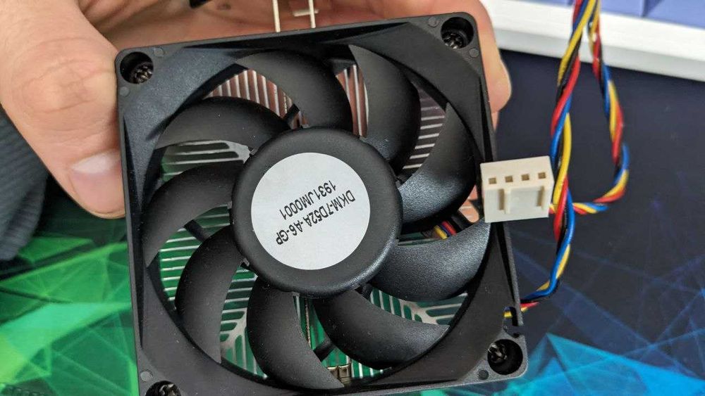 Процессор AMD Athlon 300GE